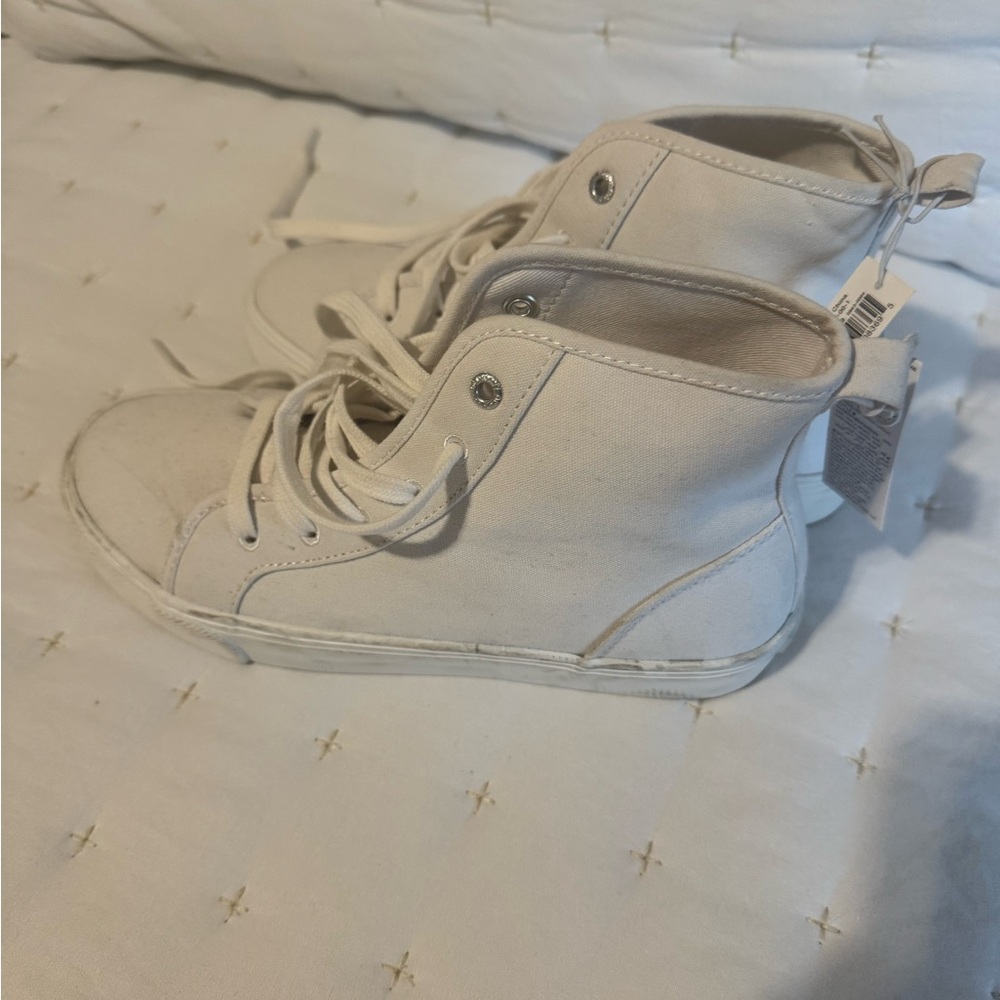 Old Navy Kids Cream High-Top Sneakers